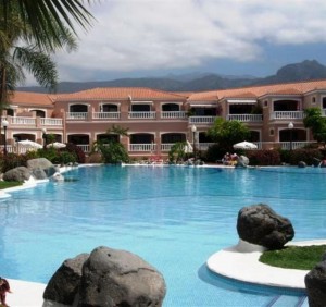 Studio in the popular beachfront turistic complex in the South Tenerife